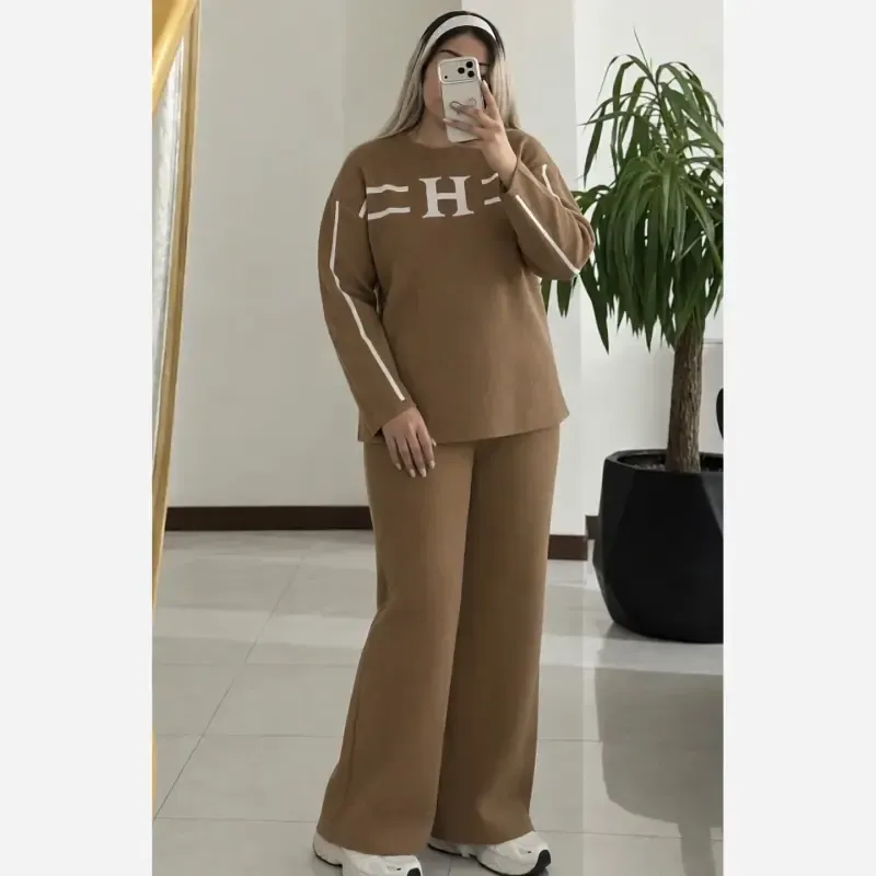 ست بلوز شلوار بافت زنانه طرح هرمس جنس بافت درجه یک سایز 38 تا 48 رنگ طوسی مشکی موکا